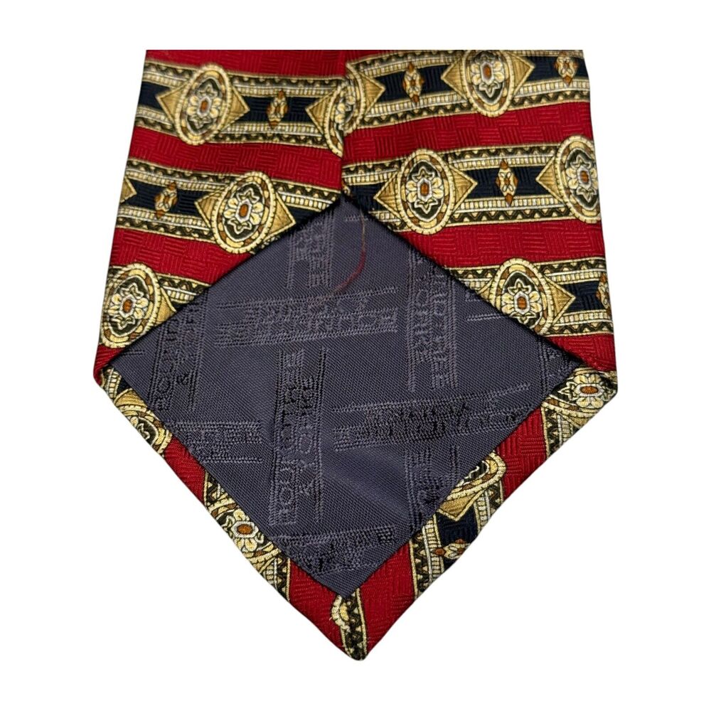 Roundtree & Yorke Mens Necktie 100% Silk Red Medallion Striped Formal 30" Length - Picture 5 of 7